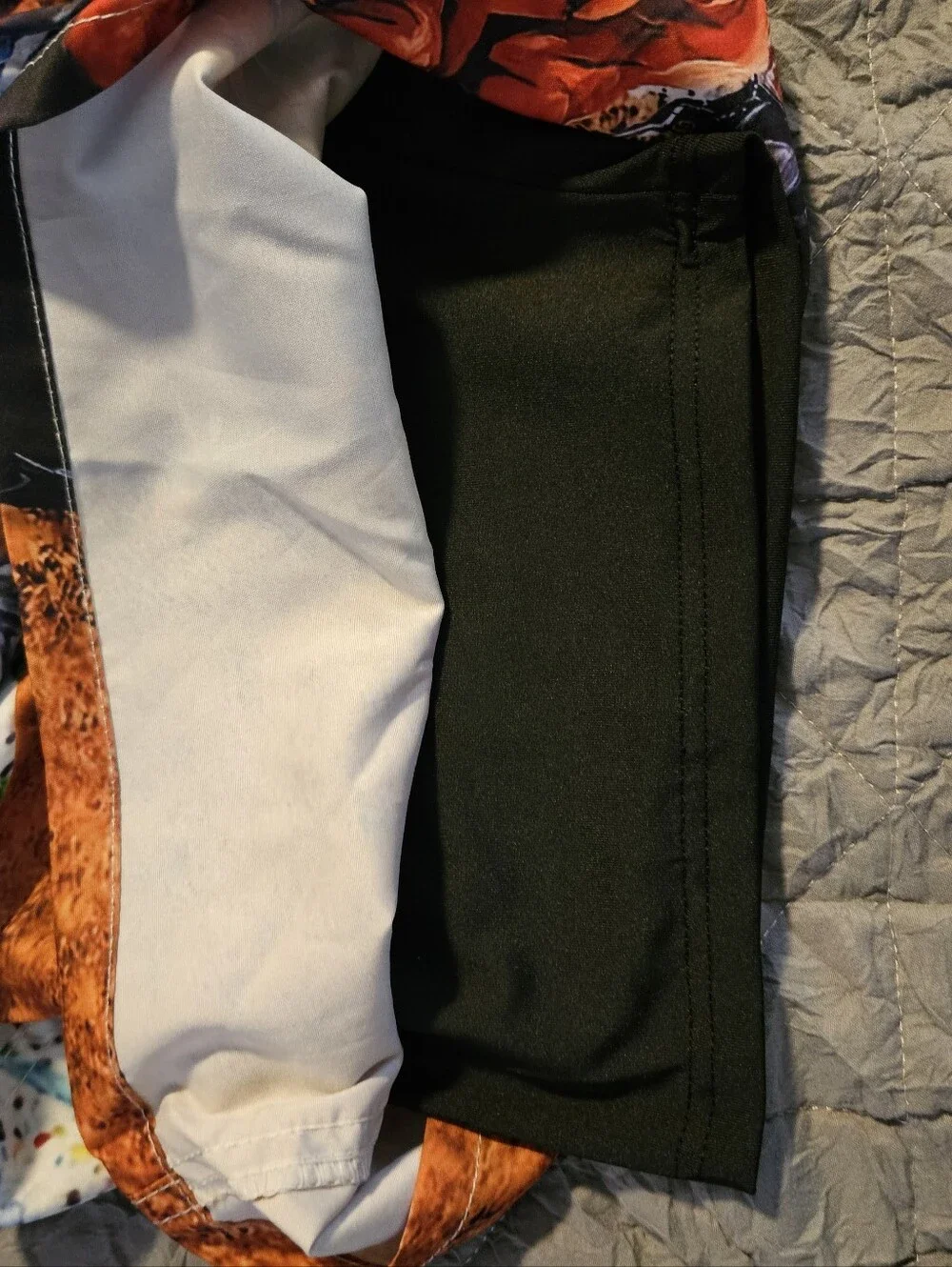 New XL Men's White Graphic Horse Racing Swim Trunks
